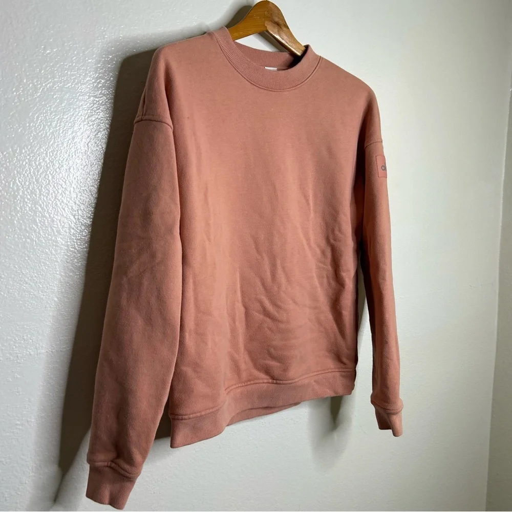 ALO Yoga Rose Pink Crewneck Sweatshirt